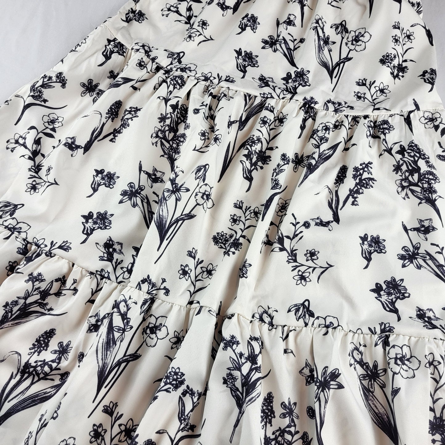 Floral Print Tiered Long Skirt [Final Sale]